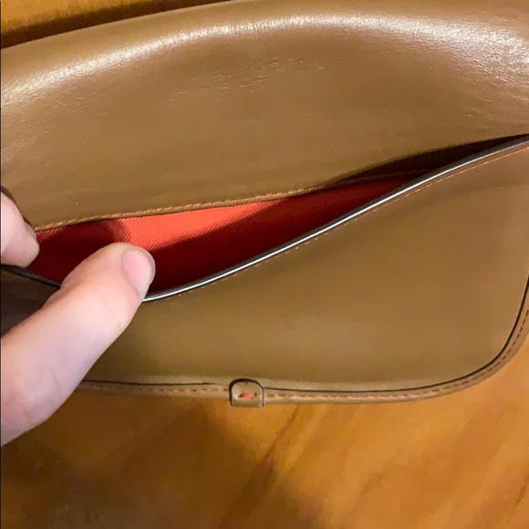 Perfect Tan COACH purse - Picture 6 of 6